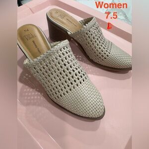 Women's Cream Woven Mules